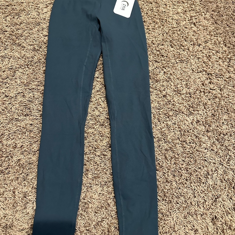 New Zyia Legging